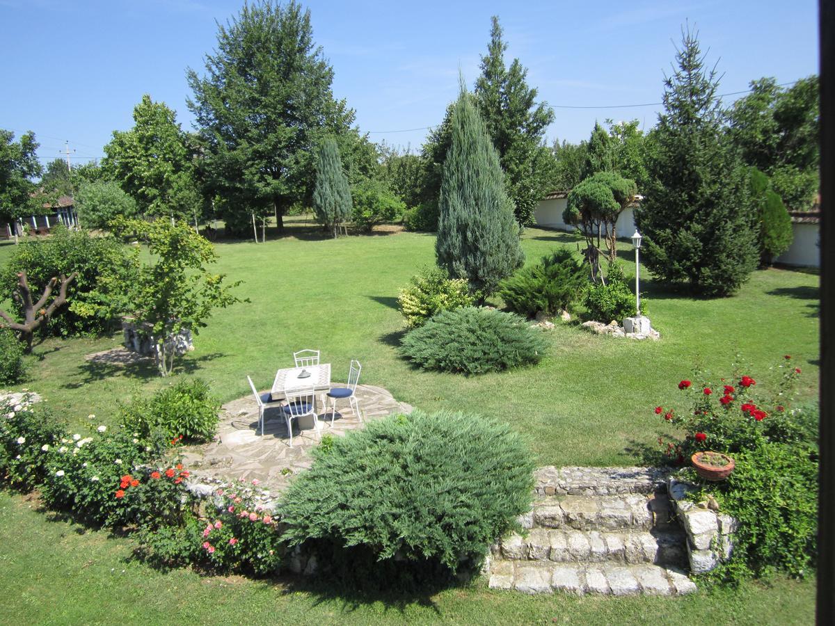 Guest House Vila Albedo Varna Экстерьер фото